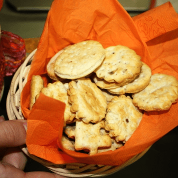 BISCOTTI SALATI AI FUNGHI&nbsp;PORCINI